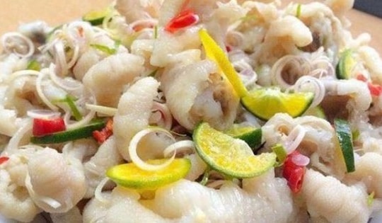 Cách rút xương chân gà dễ nhất, nhanh, không bị rách để chế biến nhiều món cực ngon