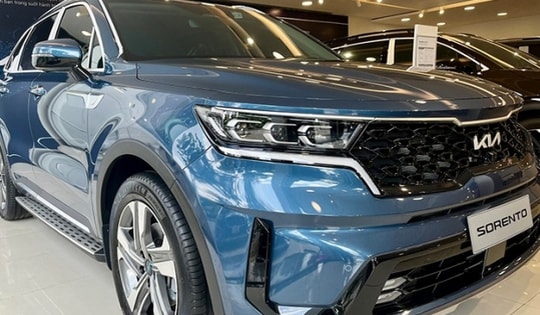 Giá lăn bánh Kia Sorento mới nhất giảm 'cực sốc', có bản lên tới cả trăm triệu, hấp dẫn nhất phân khúc xe gầm cao SUV hạng D