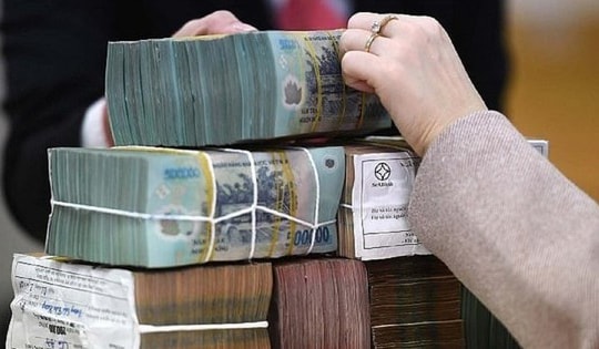 Biến động lãi suất Vietcombank, BIDV, Agribank cao nhất: Gửi 100 triệu đồng nhận bao nhiêu tiền lãi?