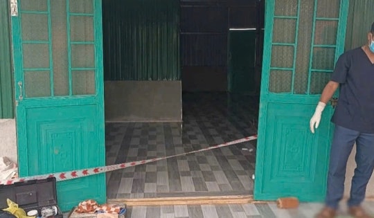 Đâm vợ cũ tử vong rồi gọi điện cho công an tự thú