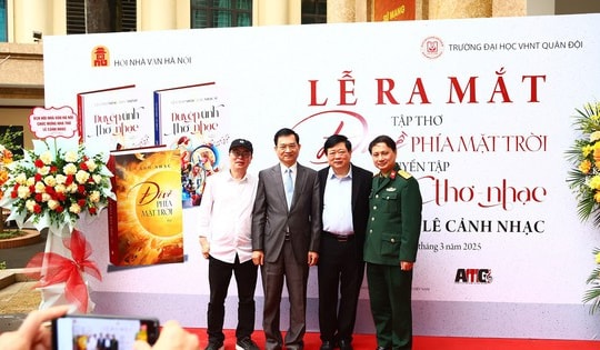 Nhà thơ Lê Cảnh Nhạc thăng hoa với 'Đi về phía mặt trời', 'Duyên tình thơ nhạc'