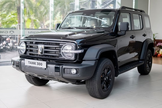 Cận cảnh GWM Tank 300 - SUV cỡ C có khung gầm khác biệt