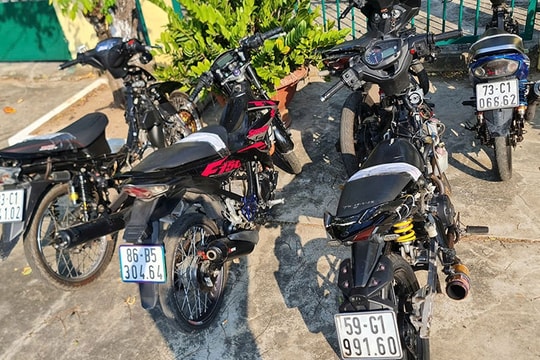 Công an vây bắt nhóm thanh niên có biểu hiện đua xe trái phép