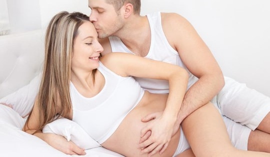 Quan hệ khi mang thai tháng thứ 7 có an toàn không? Lợi ích khi quan hệ vào tháng thứ 7 thai kỳ