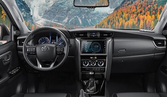 Giá lăn bánh Toyota Fortuner mới nhất thấp chưa từng có, xứng danh xe gầm cao SUV hạng D ăn khách nhất phân khúc