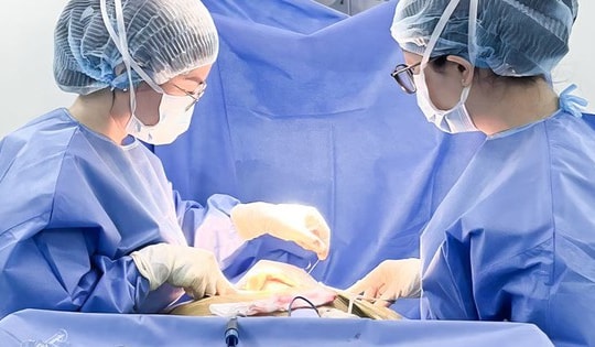 Người phụ nữ 54 tuổi phát hiện ung thư tuyến giáp từ dấu hiệu nhiều người Việt bỏ qua