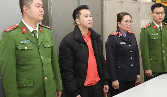 Bắt nhân viên ngân hàng lừa đảo chiếm đoạt 950 triệu đồng