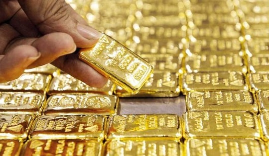 Giá vàng tăng 'điên loạn' đến khi nào?