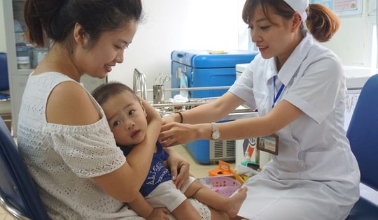 Triển khai tiêm bù cho trẻ chưa được tiêm đủ mũi vắc xin chứa thành phần sởi