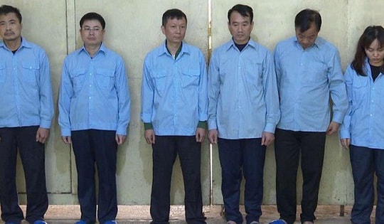 Hà Nội: Bắt 6 cán bộ quận Hoàng Mai 'nhận hối lộ để bỏ qua sai phạm'