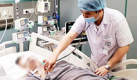 Gia tăng bệnh sởi ở người lớn, nhiều người biến chứng nặng, phải lọc máu, can thiệp ECMO