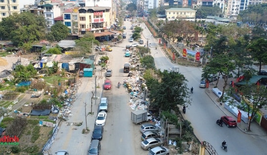 Dự án đường hơn 800m ngổn ngang, nhếch nhác sau gần một thập kỷ khởi công ở Hà Nội