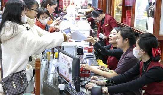 Giá vàng trong nước giảm nhẹ phiên đầu tuần