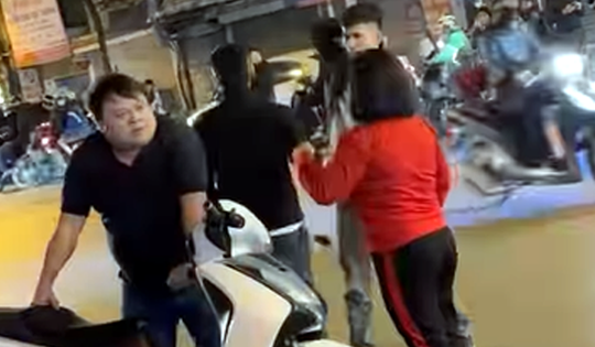 Hà Nội: Bắt 3 đối tượng trong vụ hành hung người đàn ông ở cây xăng Võ Thị Sáu
