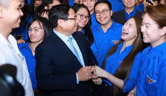 Được Thủ tướng khen ‘Bắc Blinh’, Hòa Minzy đặt mục tiêu MV đạt 100 triệu view