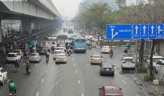 Không nhường đường cho xe xin vượt có thể bị xử phạt đến 22 triệu đồng