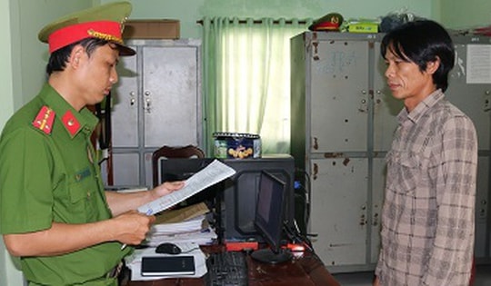 Khởi tố đối tượng tổ chức đánh bạc có nhiều tiền án, tiền sự