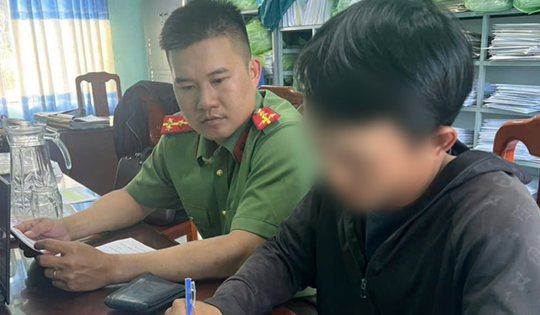 Phạt quản trị viên nhóm 'Hội kể chuyện và truyện cười vui mỗi ngày' vì không kiểm soát nội dung