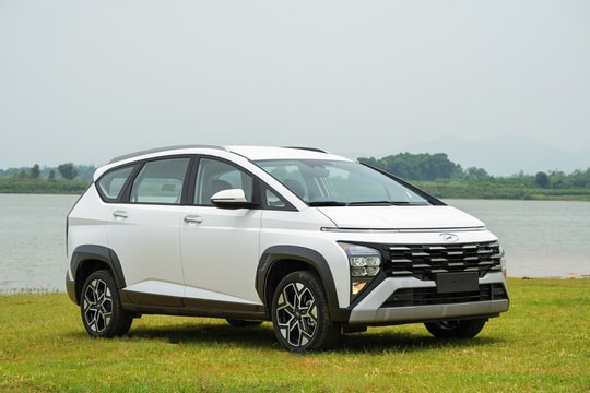 MPV 7 chỗ cho gia đình: Hiện đại, thực dụng như Hyundai Stargazer