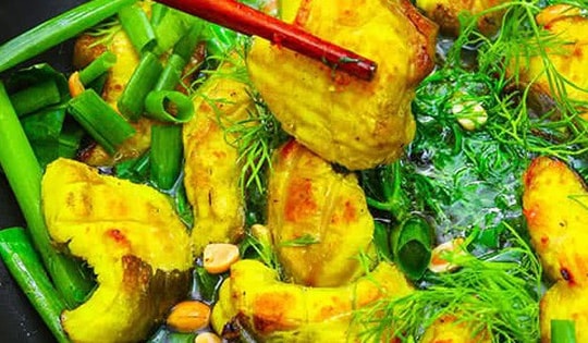 Đặc sản chả cá Lã Vọng lọt top 100 món hải sản ngon nhất thế giới, trên cả sushi của Nhật Bản, dễ làm với nồi chiên không dầu