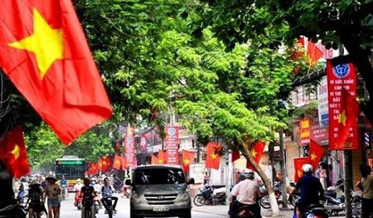 Tháng 4 tới, người lao động chuẩn bị đón các kỳ nghỉ lễ đến 8 ngày