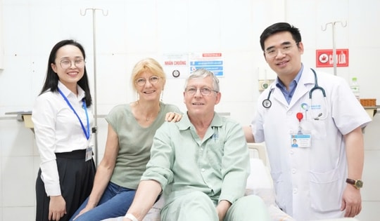 Cứu sống du khách nước ngoài bị nhồi máu cơ tim cấp