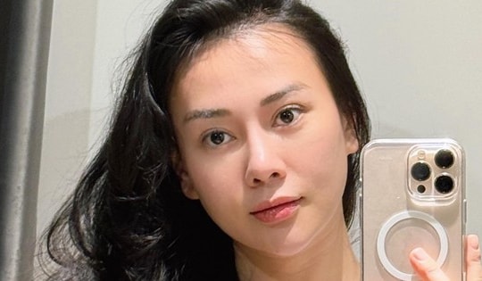 Phương Oanh khoe mặt mộc 'tưởng về tuổi 20' dù đang làm bà mẹ bỉm sữa