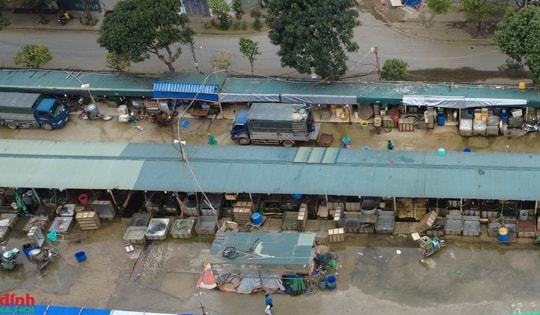 Chợ La Khê '5 lần 7 lượt' phớt lờ chỉ đạo từ cơ quan chức năng, vô tư hoạt động