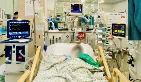 Cứu sống du khách nước ngoài bị nhồi máu cơ tim cấp khi đang đi bộ