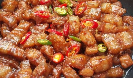 Những cách làm thịt ba chỉ xào mắm ruốc thơm ngon khó cưỡng