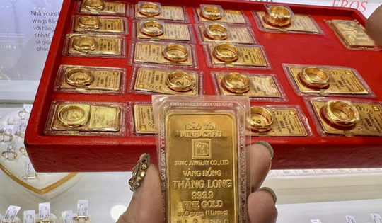 Giá vàng hôm nay 31/3: Vàng SJC, vàng nhẫn Bảo Tín Minh Châu, PNJ, Doji vượt 101 triệu đồng/lượng