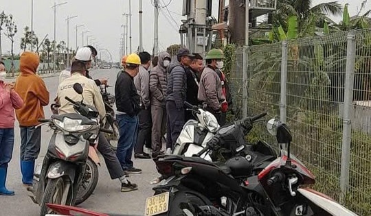 Phát hiện nam thanh niên tử vong dưới mương nước