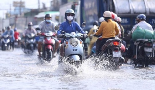 Cảnh báo mưa lớn, gió giật mạnh ở Nam Trung Bộ và Nam Bộ