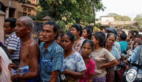 Động đất ở Myanmar: Hơn 2.700 người thiệt mạng, hàng nghìn người thiếu lương thực và chỗ ở