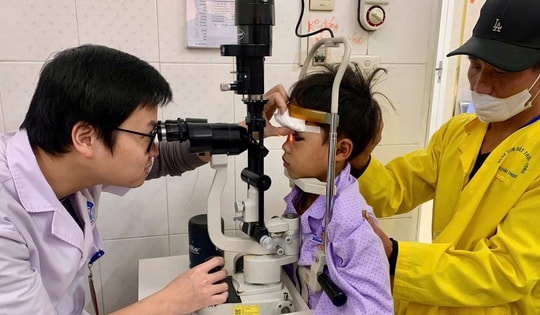 Cảnh báo trò chơi súng ná cao su bắn bi sắt gây mù mắt