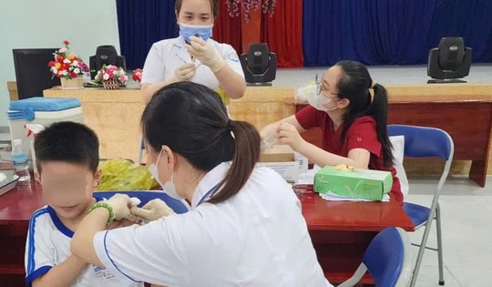Khánh Hòa đã có 97,4% trẻ em từ 1-10 tuổi được tiêm vaccine phòng sởi