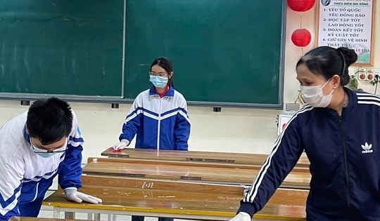 CDC Thái Bình đề nghị bổ sung mũi tiêm vaccine phòng bệnh sởi cho nhóm trẻ từ 10-15 tuổi