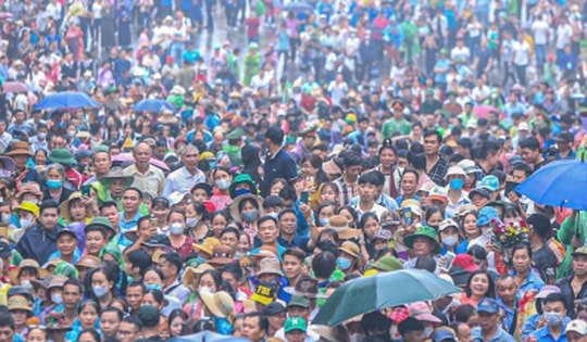 Miền Bắc hứng mưa lớn dịp Giỗ tổ Hùng Vương