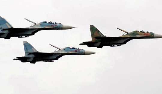 'Phi đội ta' sẵn sàng xuất kích, tỏa sáng trên bầu trời TP Hồ Chí Minh dịp Lễ kỷ niệm 30/4