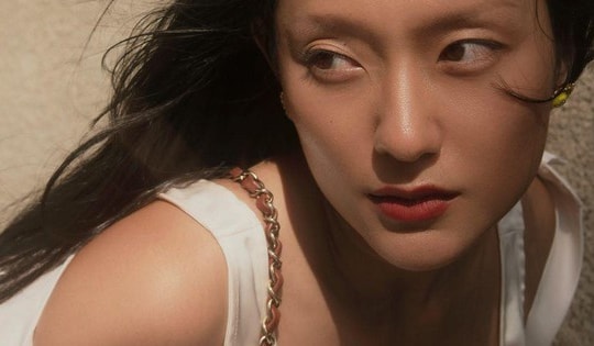 Nữ diễn viên xuất thân từ fashionista đang gây sốt khi đảm nhận nữ du kích 'Địa đạo' là ai?