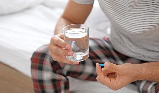 Khi nào cần dùng thuốc kê đơn điều trị mất ngủ?