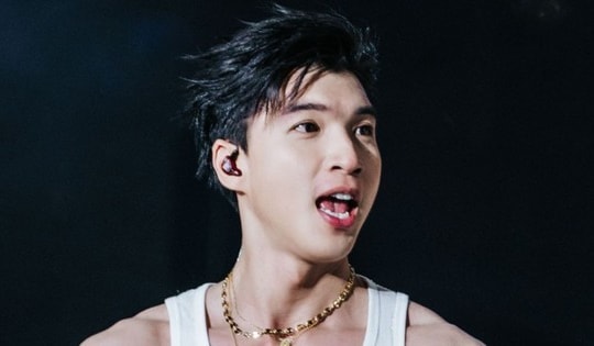 Hieuthuhai vượt mặt Hòa Minzy