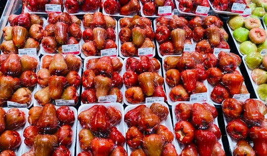 Loại quả Việt quen thuộc có nhiều công dụng ‘thần kỳ’ với sức khỏe đang vào vụ ngọt nhất trong năm bán đầy chợ giá vài chục nghìn đồng/kg