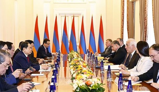 Chủ tịch Quốc hội Trần Thanh Mẫn hội kiến Tổng thống Armenia