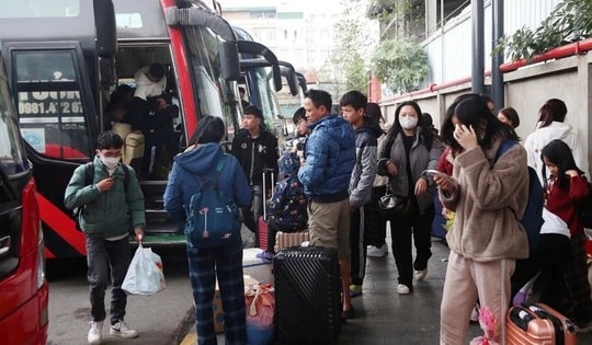 Niêm yết giá vé, hạn chế tối đa việc chậm hủy chuyến dịp nghỉ lễ 30/4