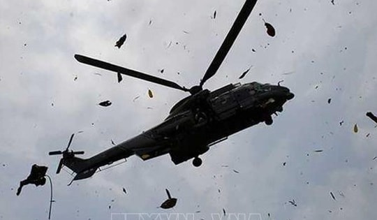 Trực thăng cấp cứu của Nhật Bản gặp nạn