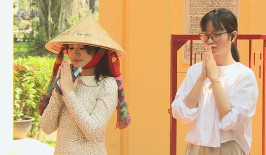 Người trẻ tìm về cội nguồn dân tộc qua những ngôi đền thờ Vua Hùng giữa lòng TP Hồ Chí Minh