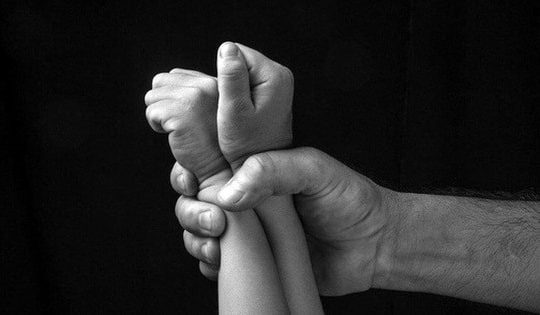 Khởi tố, bắt tạm giam đối tượng xâm hại tình dục nhiều chú tiểu ở Đà Lạt