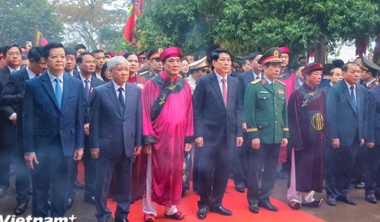Chủ tịch nước Lương Cường dâng hương Giỗ Tổ Hùng Vương