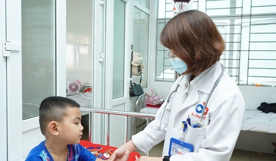 Không còn phải ra Hà Nội, bệnh nhi tan máu bẩm sinh ở
Nghệ An được điều trị ngay tại quê nhà